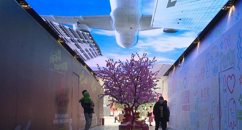 LED display for entertainment on ceiling