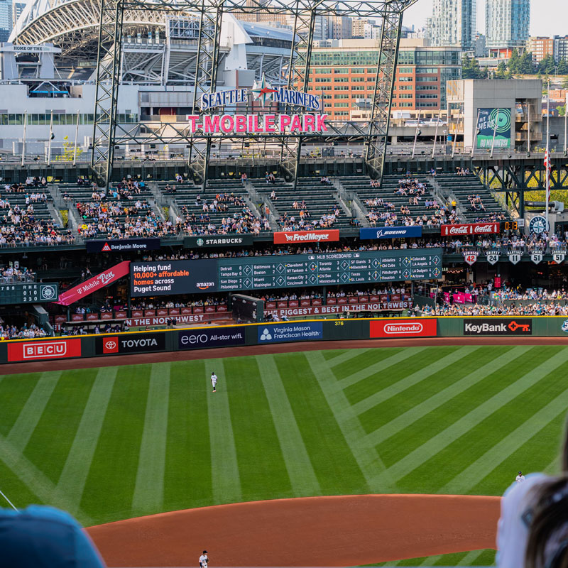 Seattle-Mariners-Baseball-Stands-and-Banner-Display.jpg