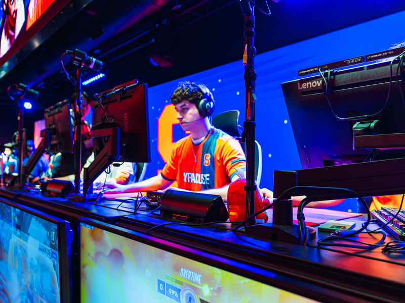 Syracuse eSports Schine Center Students Gaming