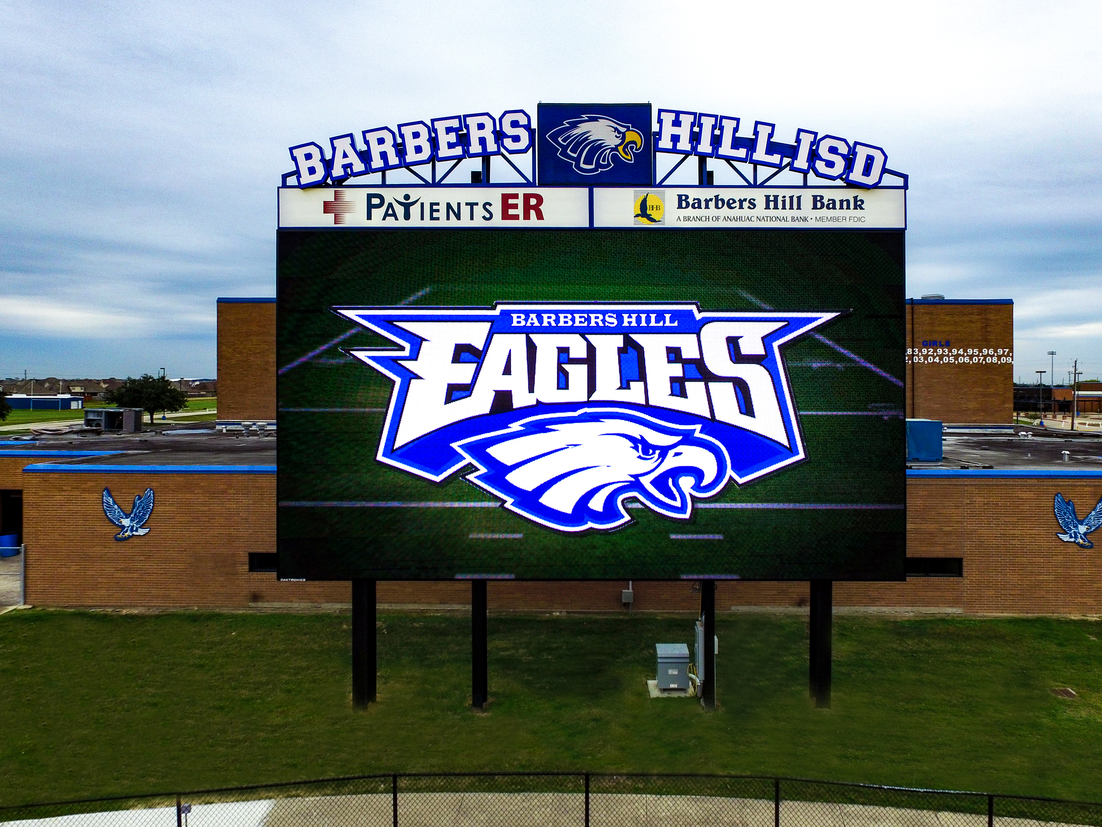 Barbers Hill High School_Mont Belvieu, TX-alt.jpg