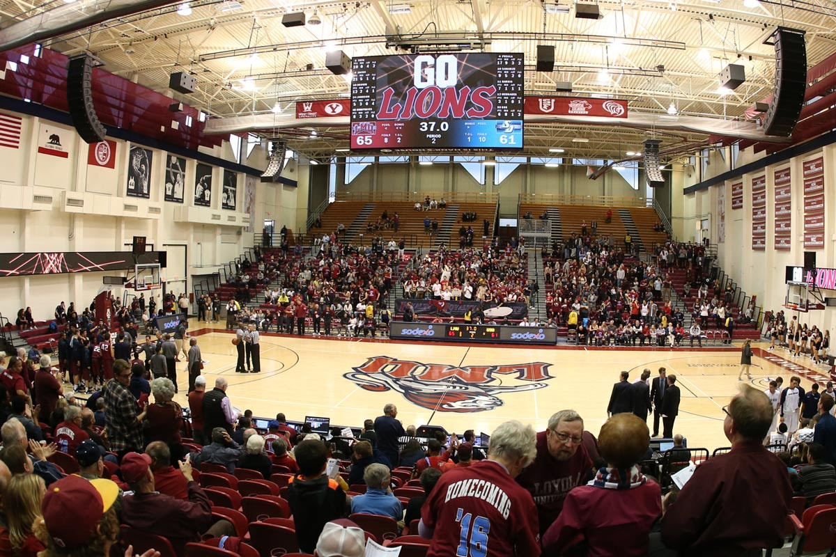 LMU_Basketball_Centerhung 2.jpg