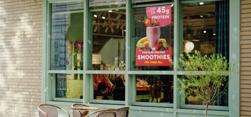 See-Through-LED-Window-Display-Restaurant-Front--Indoor-Applications.png (2)