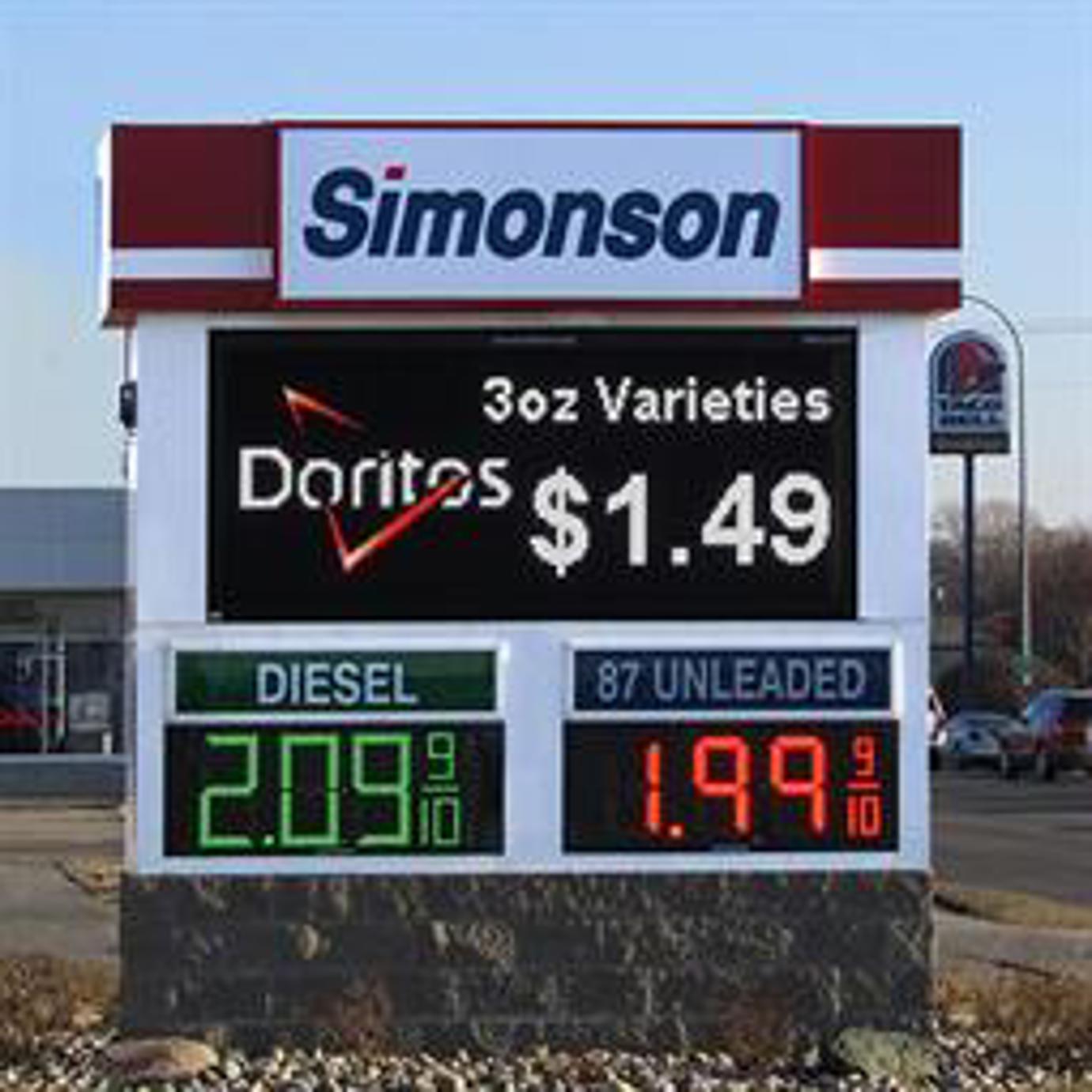 LED price display with video marquee sign