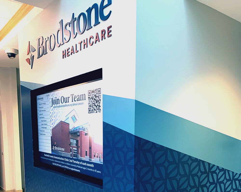 Brodstone Healthcare Indoor LCD Display