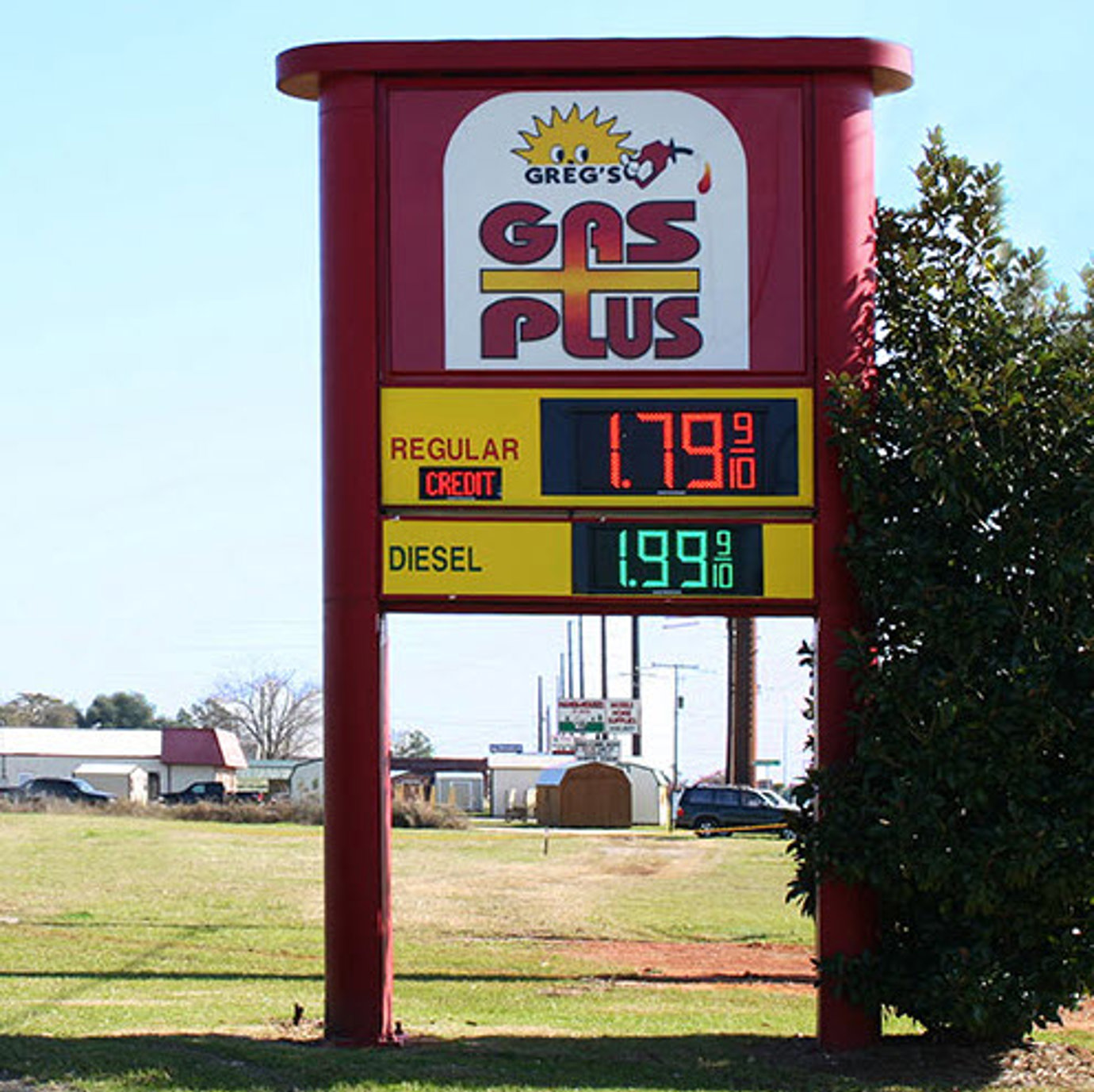 LED cash/credit display is gas station
