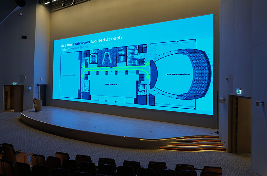 LED video wall in lecture hall