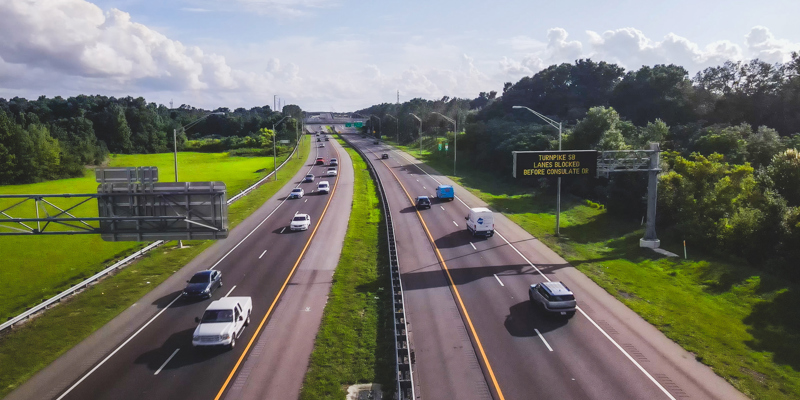 Enhance Traffic Flow on Highways, Freeways, and Toll Roads with Dynamic Message Signs